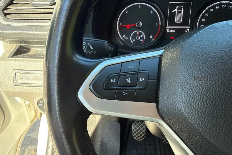 Volkswagen Transporter din 2020 cu 173.458 km - oferta VOL256816 - foto 15