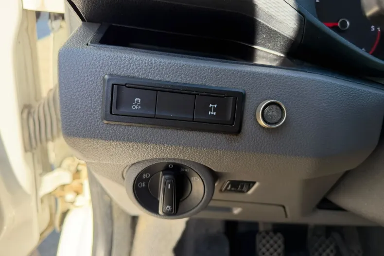 Volkswagen Transporter din 2020 cu 173.458 km - oferta VOL256816 - foto 18
