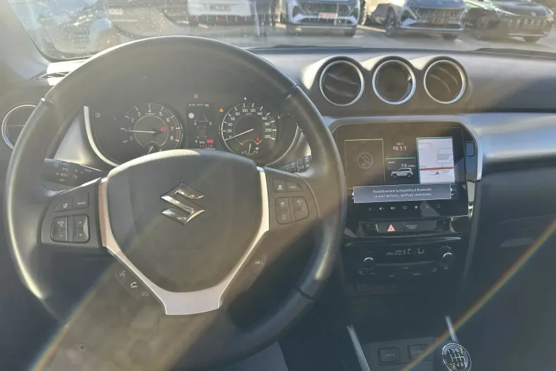 Suzuki Vitara din 2025 cu 12.062 km - oferta SUZ256822 - foto 9