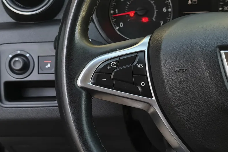 Dacia Duster din 2021 cu 128.700 km - oferta DAC256831 - foto 16
