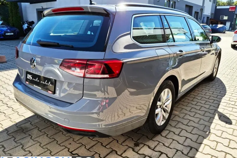 Volkswagen Passat din 2023 cu 55.461 km - oferta VOL256833 - foto 5