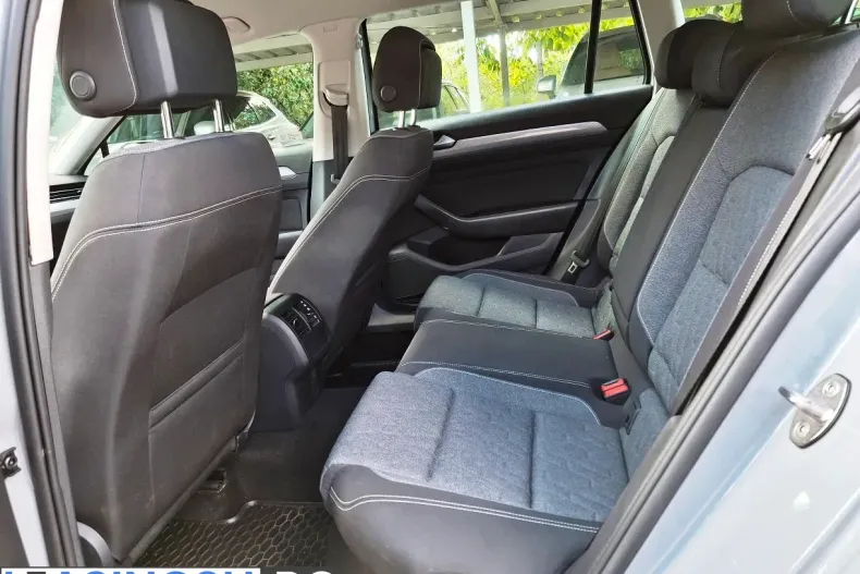 Volkswagen Passat din 2023 cu 55.461 km - oferta VOL256833 - foto 9