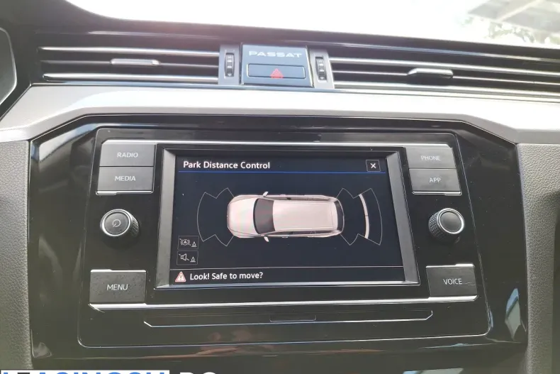 Volkswagen Passat din 2023 cu 55.461 km - oferta VOL256833 - foto 13