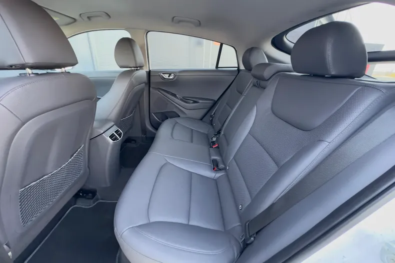 Hyundai IONIQ din 2021 cu 99.927 km - oferta HYU256839 - foto 13