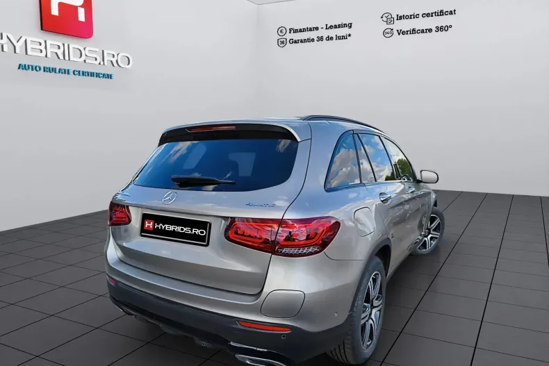 Mercedes-Benz GLC 300 (Clasa GLC) din 2021 cu 107.950 km - oferta MER256841 - foto 4