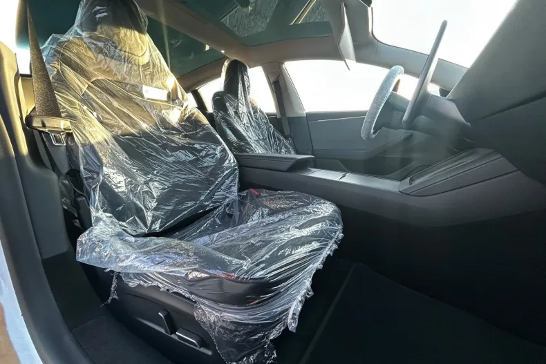 Tesla Model 3 din 2026 cu 100 km - oferta TES256849 - foto 17