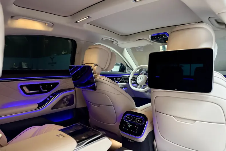 Mercedes-Benz S 450 (Clasa S) din 2026 cu 15 km - oferta MER256854 - foto 17