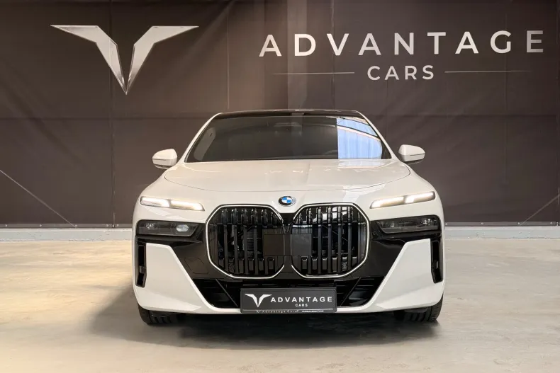 BMW 740 (Seria 7) din 2026 cu 20 km - oferta BMW256855 - foto 2