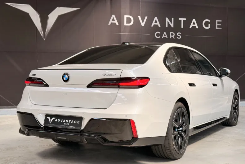 BMW 740 (Seria 7) din 2026 cu 20 km - oferta BMW256855 - foto 4