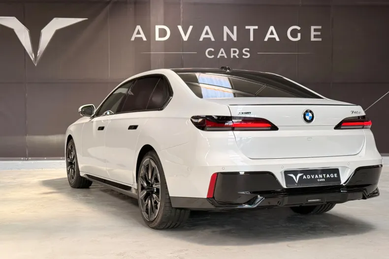 BMW 740 (Seria 7) din 2026 cu 20 km - oferta BMW256855 - foto 5