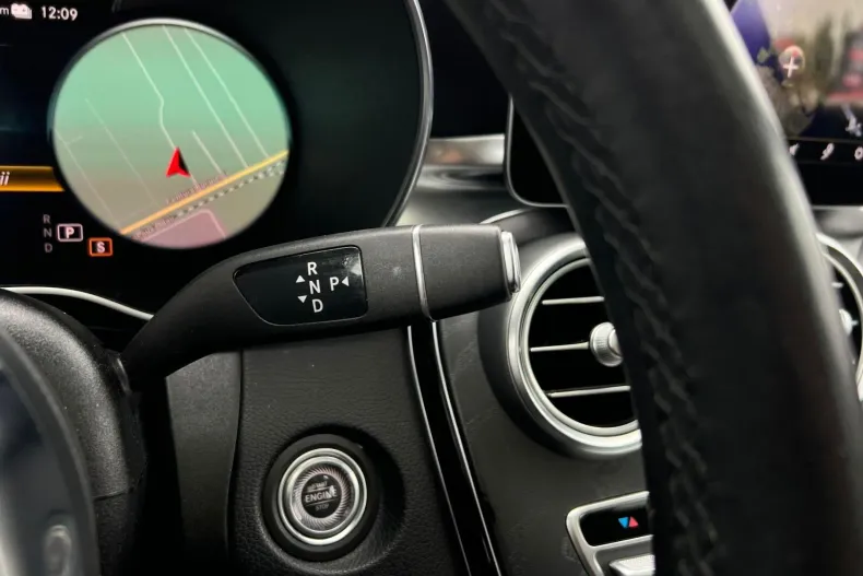 Mercedes-Benz GLC 350 (Clasa GLC) din 2020 cu 174.413 km - oferta MER256857 - foto 26