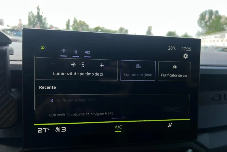 Dacia Duster din 2025 cu 11.933 km - oferta DAC256859 - foto 21