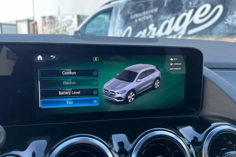 Mercedes-Benz GLA 250 (Clasa GLA) din 2022 cu 171.380 km - oferta MER256861 - foto 20