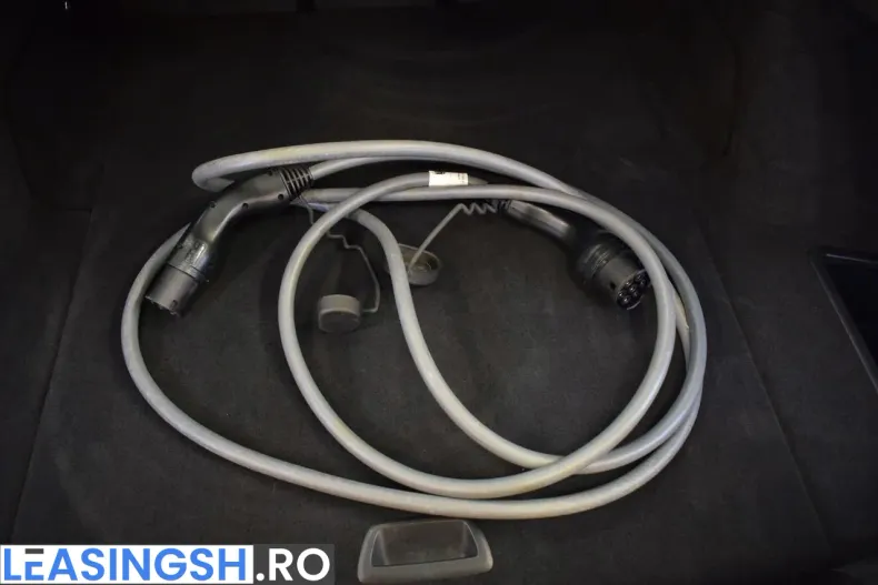 BMW i4 (Seria 4) din 2024 cu 61.600 km - oferta BMW256874 - foto 12