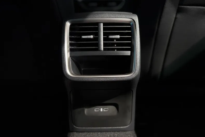 Skoda Octavia din 2026 cu 1.000 km - oferta SKO256880 - foto 19
