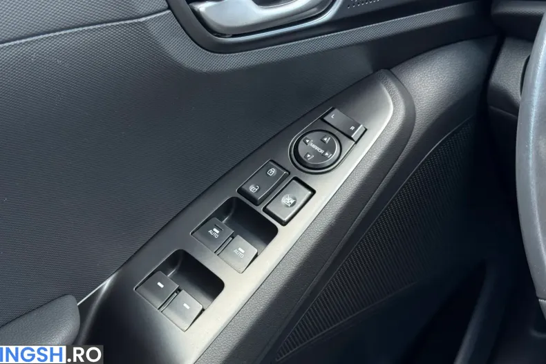 Hyundai IONIQ din 2021 cu 120.900 km - oferta HYU256894 - foto 19