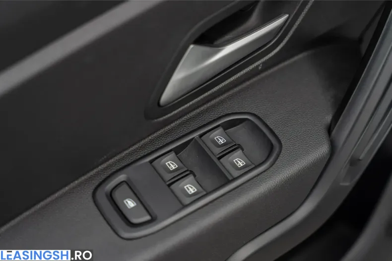 Dacia Duster din 2023 cu 50.818 km - oferta DAC256900 - foto 23