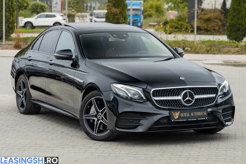 Mercedes-Benz E 300 (Clasa E) din 2020 cu 122.501 km - oferta MER256902 - foto 2