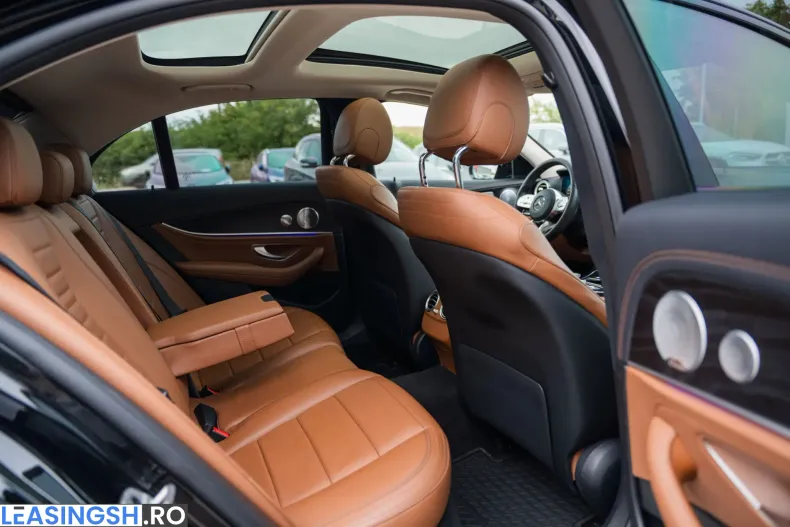 Mercedes-Benz E 300 (Clasa E) din 2020 cu 122.501 km - oferta MER256902 - foto 8