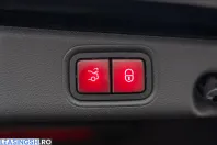 Mercedes-Benz E 300 (Clasa E) din 2020 cu 122.501 km - oferta MER256902 - foto 13