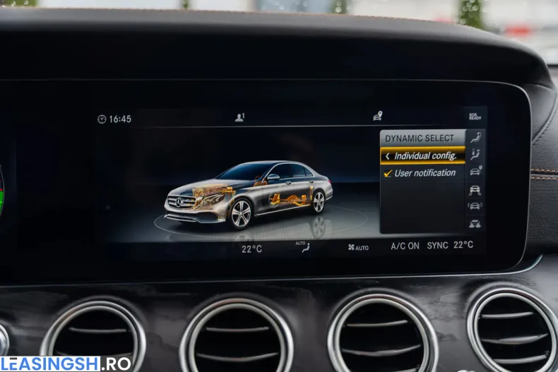 Mercedes-Benz E 300 (Clasa E) din 2020 cu 122.501 km - oferta MER256902 - foto 29