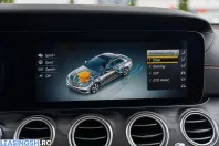 Mercedes-Benz E 300 (Clasa E) din 2020 cu 122.501 km - oferta MER256902 - foto 30