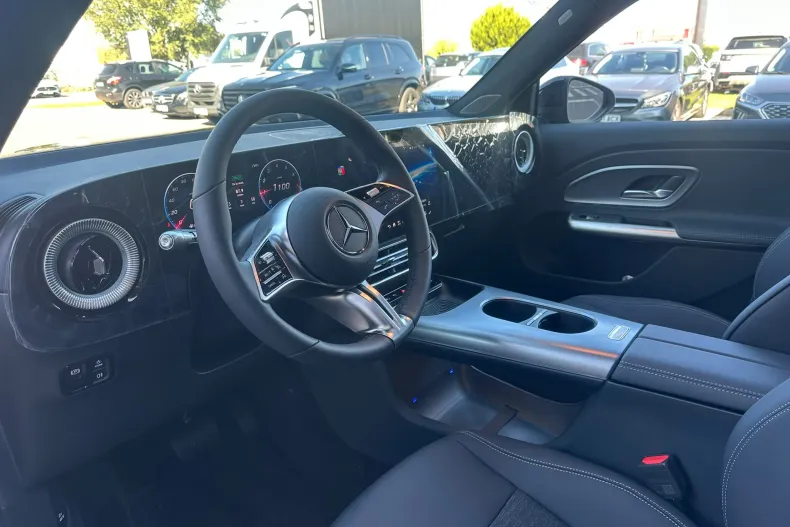 Mercedes-Benz GLB 180 (Clasa GLB) din 2026 cu 10 km - oferta MER256905 - foto 11