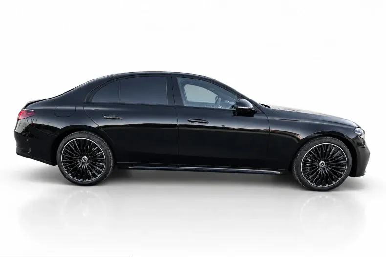 Mercedes-Benz E 220 (Clasa E) din 2026 cu 10 km - oferta MER256906 - foto 8