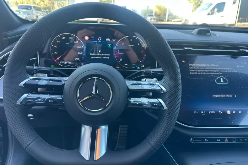 Mercedes-Benz E 220 (Clasa E) din 2026 cu 10 km - oferta MER256906 - foto 11