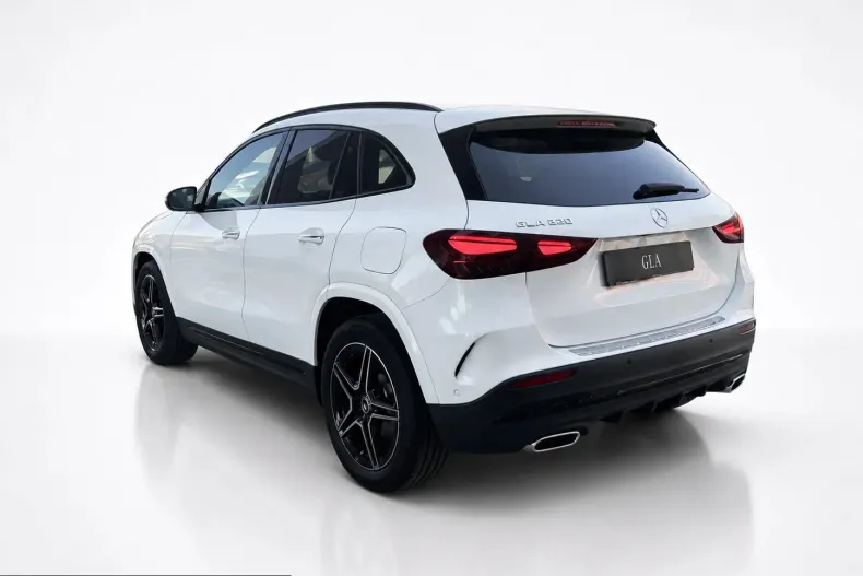 Mercedes-Benz GLA 220 (Clasa GLA) din 2026 cu 10 km - oferta MER256907 - foto 5
