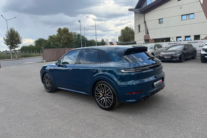 Porsche Cayenne din 2024 cu 59.997 km - oferta POR256912 - foto 4