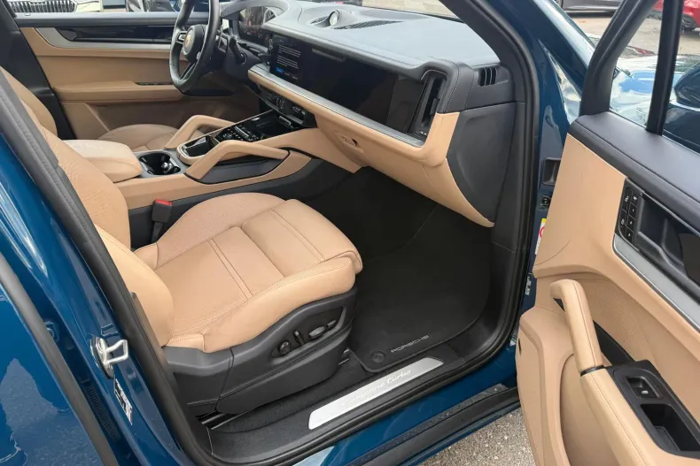 Porsche Cayenne din 2024 cu 59.997 km - oferta POR256912 - foto 17