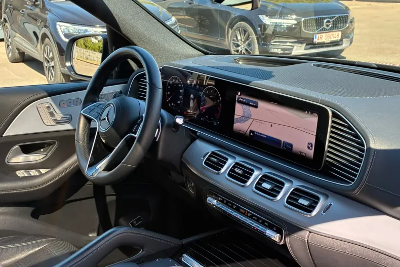 Mercedes-Benz GLE 450 (Clasa GLE) din 2023 cu 32.000 km - oferta MER256913 - foto 14