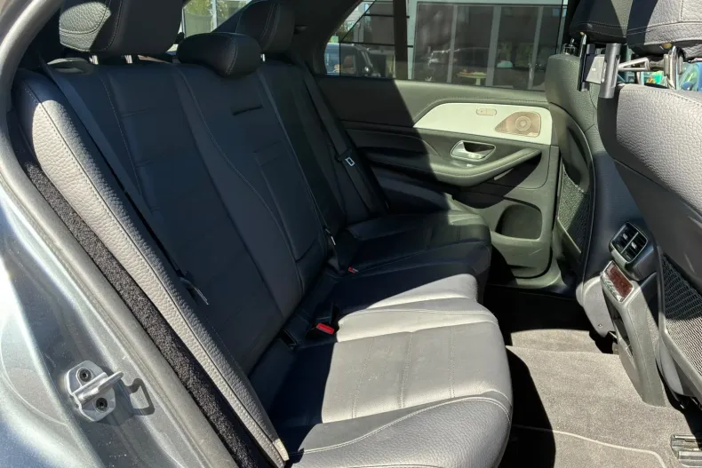 Mercedes-Benz GLE 450 (Clasa GLE) din 2023 cu 32.000 km - oferta MER256913 - foto 39