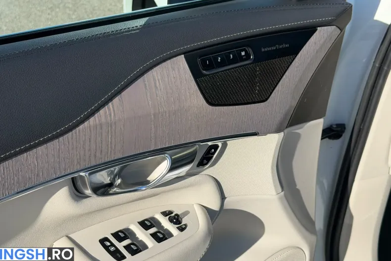 Volvo XC90 din 2022 cu 82.158 km - oferta VOL256916 - foto 15