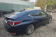 Lexus ES din 2023 cu 150.000 km - oferta LEX256917 - foto 2
