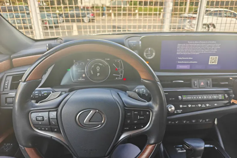 Lexus ES din 2023 cu 150.000 km - oferta LEX256917 - foto 6
