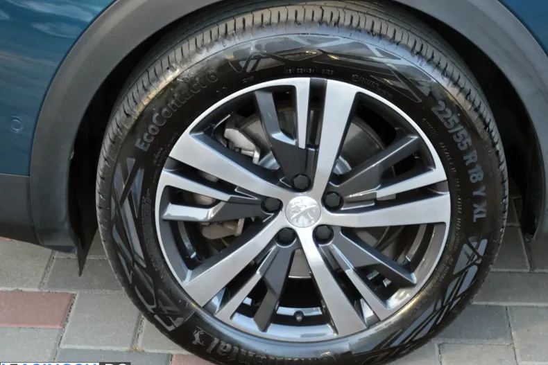 Peugeot 3008 din 2023 cu 99.305 km - oferta PEU256919 - foto 16