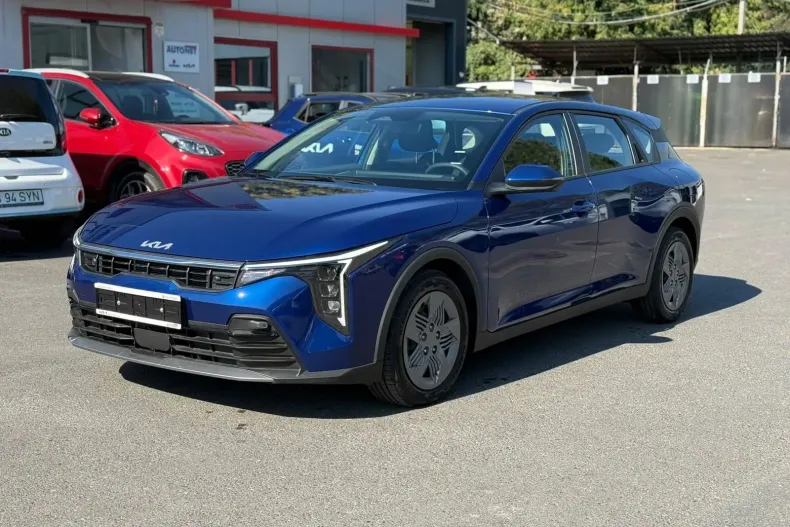 Kia K4 din 2025 cu 1 km - oferta KIA256927 - foto 1