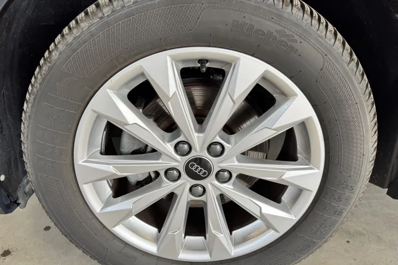 Audi Q3 din 2023 cu 21.446 km - oferta AUD256929 - foto 24