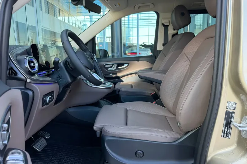 Mercedes-Benz V 300 (Clasa V) din 2026 cu 1.500 km - oferta MER256931 - foto 17