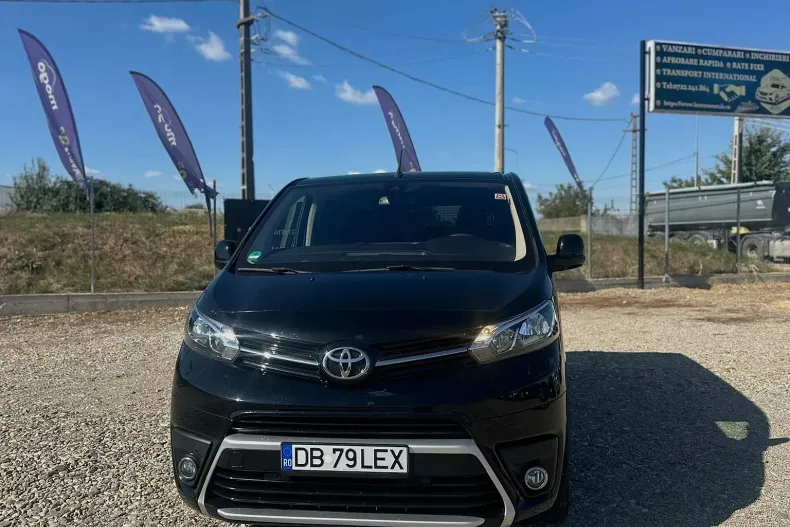 Toyota Proace din 2021 cu 68.543 km - oferta TOY256939 - foto 2