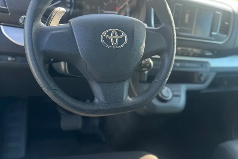 Toyota Proace din 2021 cu 68.543 km - oferta TOY256939 - foto 23