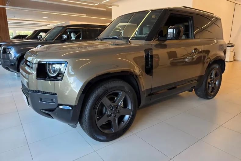 Land Rover Defender din 2026 cu 1 km - oferta LAN256945 - foto 2