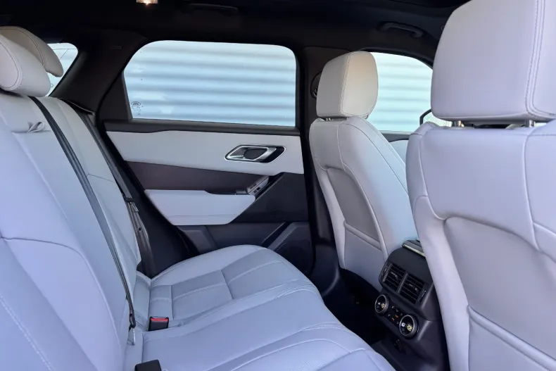 Land Rover Range Rover Velar din 2026 cu 1 km - oferta LAN256946 - foto 7