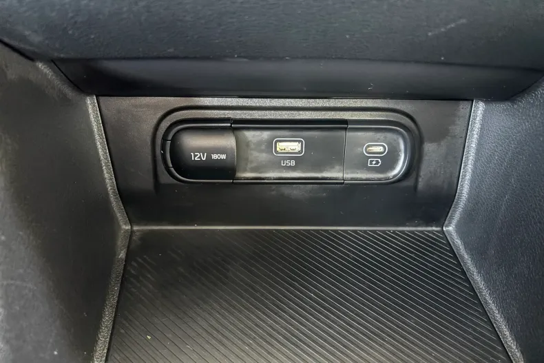Kia Sportage din 2023 cu 167.000 km - oferta KIA256959 - foto 19