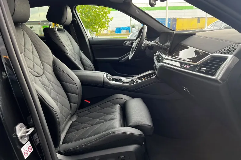 BMW X6 (Seria X) din 2024 cu 12.600 km - oferta BMW256961 - foto 8