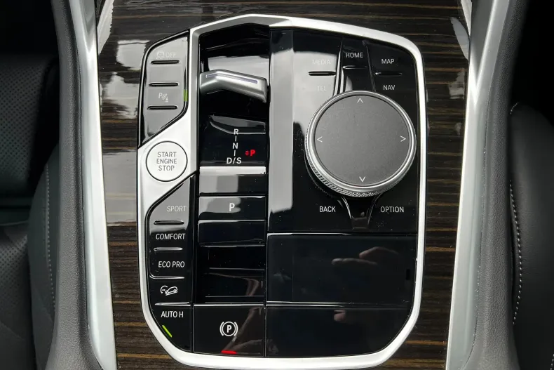 BMW X6 (Seria X) din 2024 cu 12.600 km - oferta BMW256961 - foto 14