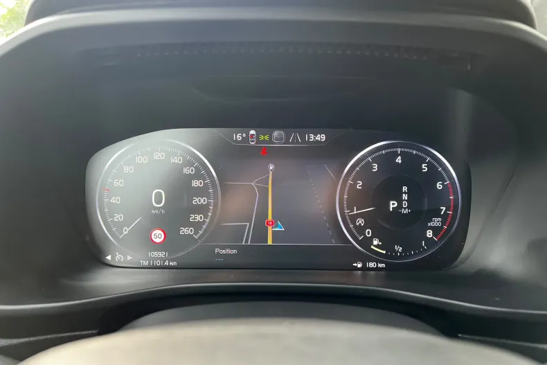 Volvo XC40 din 2022 cu 106.000 km - oferta VOL256962 - foto 14