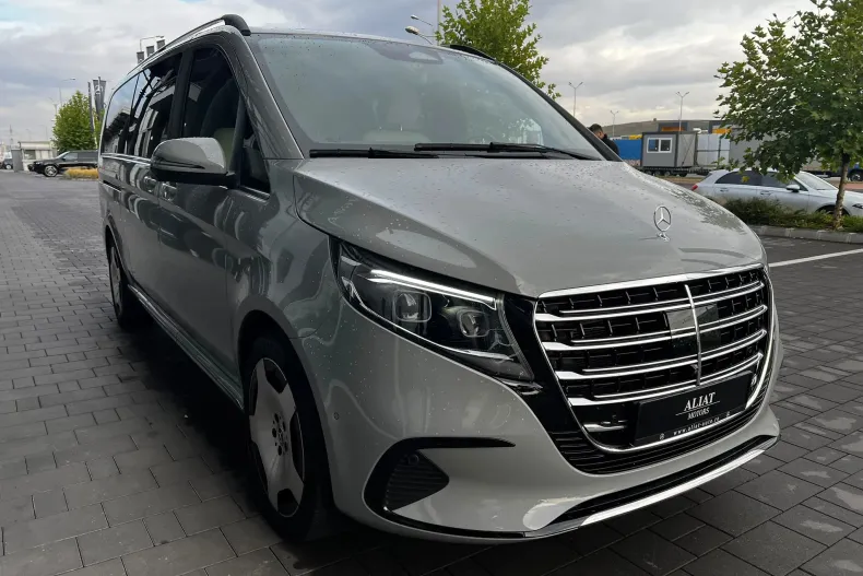 Mercedes-Benz V 300 (Clasa V) din 2024 cu 30.300 km - oferta MER256963 - foto 5